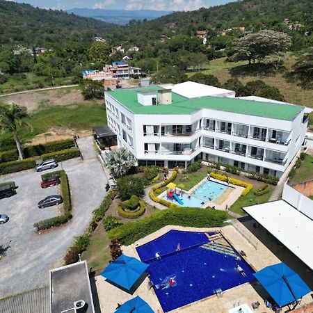 Hotel Palmeras De Luz Moniquira Luaran gambar