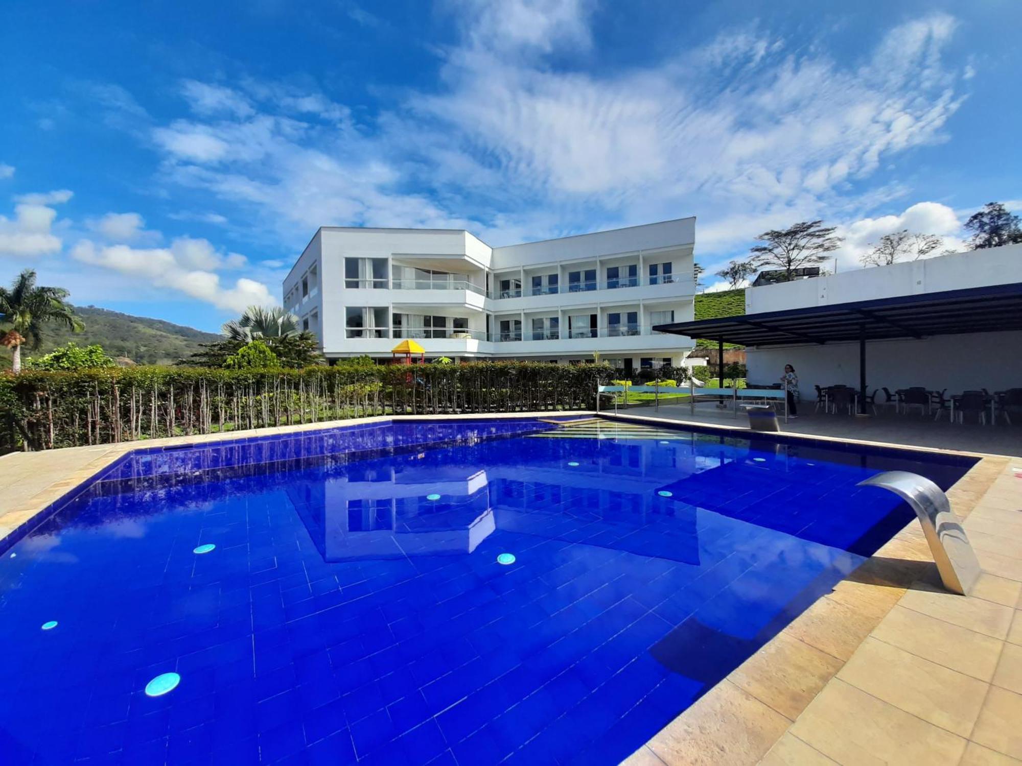 Hotel Palmeras De Luz Moniquira Luaran gambar