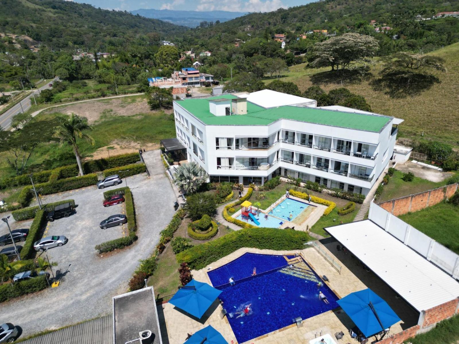 Hotel Palmeras De Luz Moniquira Luaran gambar